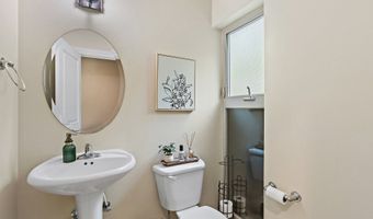 17040 SW WHITLEY Way 201, Beaverton, OR 97006