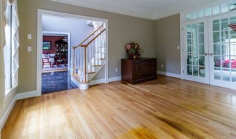 19 Cider Mill Rd, Burlington, CT 06013