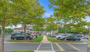 20593 CORNSTALK Ter 101, Ashburn, VA 20147