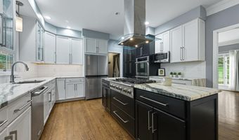 14 STONEBRIDGE Dr, Hockessin, DE 19707