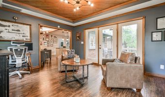 8230 Hill Gail Dr, Indianapolis, IN 46217