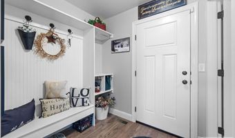 3827 Hazelwood Way, Ammon, ID 83406