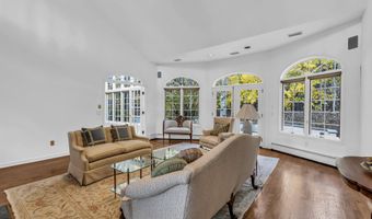 34 Bruns Rd, West Allenhurst, NJ 07711