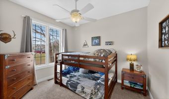 1442 30th St NW, Austin, MN 55912