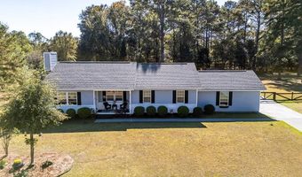 4506 Chateau Dr, Albany, GA 31721