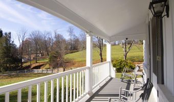 532 Spring St, Alderson, WV 24910