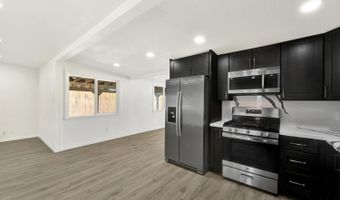 14 Joan Dr, American Canyon, CA 94503