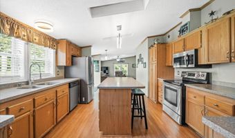 15 LEGEND Ln, Houston, DE 19954