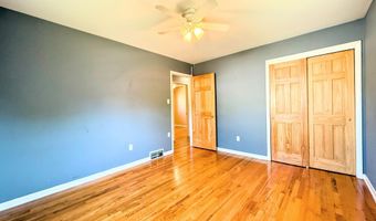 38 Grounds Pl, Albany, NY 12205