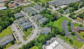 9744 Bexley Station Dr 8F, Affton, MO 63123