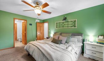 10118 Lund Ave, Algonquin, IL 60102