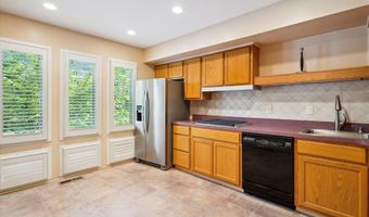 21 VALERIAN Ct, Rockville, MD 20852