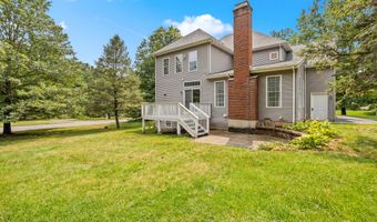 2 Ellsworth Pl, Avon, CT 06001