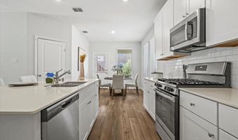 3623 Honey Daisy Dr, Crandall, TX 75114