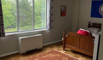 6621 WAKEFIELD Dr 317, Alexandria, VA 22307