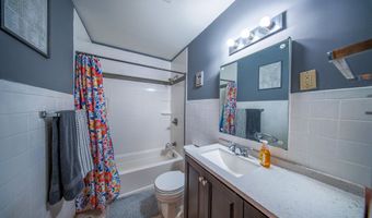 213 E Radio Ln, Arkansas City, KS 67005