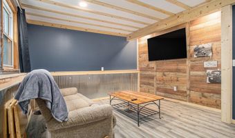 6330 Calhoun Rd, Albion, MI 49224