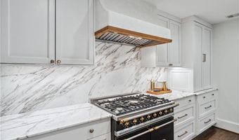 337 Broadland Rd, Atlanta, GA 30342