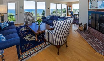 18 Greenway Ct, Bar Harbor, ME 04609