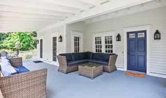 175 Cat Rock Rd, Cos Cob, CT 06807