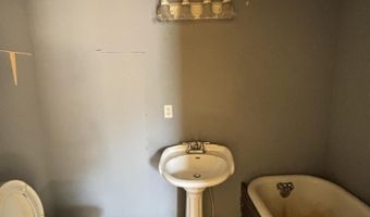 500 S Hickory St, Aberdeen, MS 39730