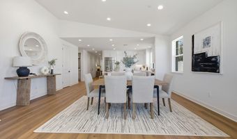 2 W Pine St, Altadena, CA 91001