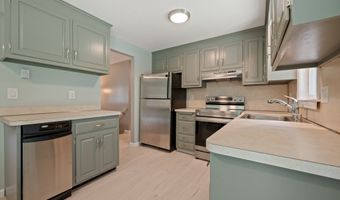 212 Rockwell Ave, Bristol, CT 06010