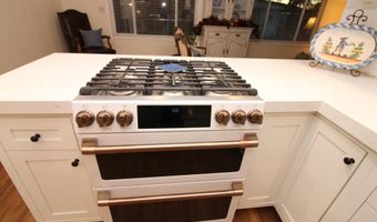 7028 San Bartolo, Carlsbad, CA 92011