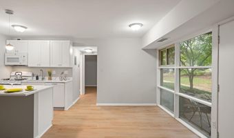 4367 AMERICANA Drive Unit F 104 F 104, Annandale, VA 22003