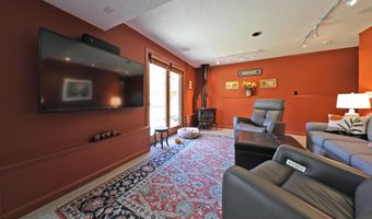 55 Mallard Dr, Becket, MA 01223