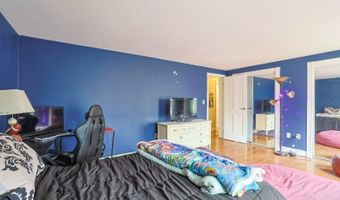 4 Panorama Dr, Alloway, NJ 07461