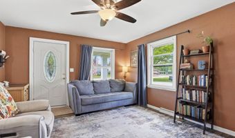 1420 N OWAISSA St, Appleton, WI 54911