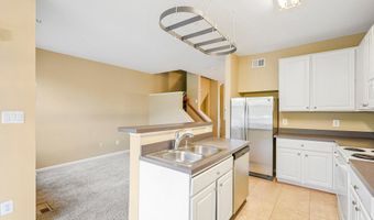 43191 RIDERS Sq, Broadlands, VA 20148