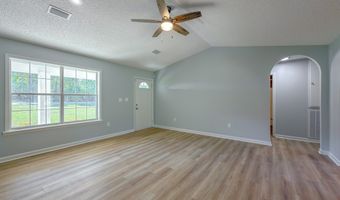 214 Riverchase Dr, Bainbridge, GA 39819