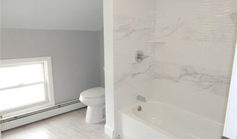 52 Hillwood St, Cranston, RI 02920