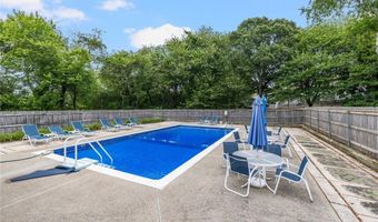 320 Westmoreland St D2, Narragansett, RI 02882