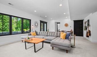 8279 Revado Hills Ct, Ada, MI 49301