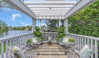 7 Sunset Dr, Asbury Park, NJ 07712