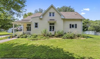 605 N COLLEGE Ave, Aledo, IL 61231
