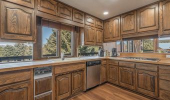13 Arapaho Ln, Angel Fire, NM 87710