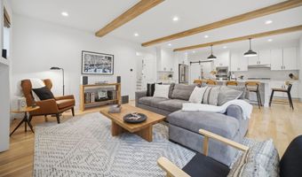 43 Oak Ridge Dr, Avon, CT 06001