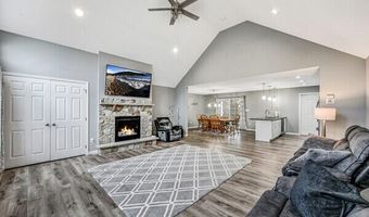 209 Brittany Dr, Albrightsville, PA 18210