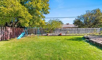 1508 N NICHOLAS St, Appleton, WI 54914