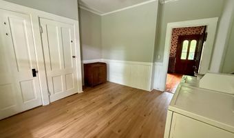 927 Water St, Bennington, VT 05257