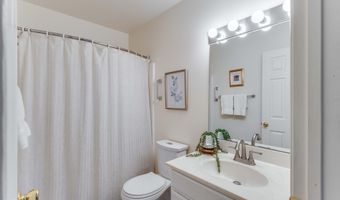844 GLEN Dr, Bethany Beach, DE 19930