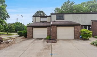 931 Trimble Dr, Akron, OH 44307