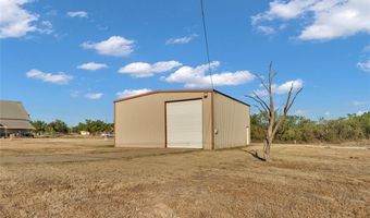 2002 Avenue L, Anson, TX 79501