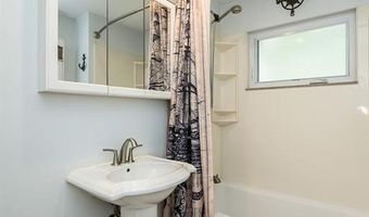 2390 Glenn Dr, Arnold, MO 63010
