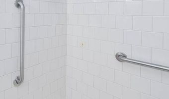 3937 PENNSYLVANIA Ave SE 102, Washington, DC 20020