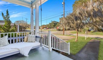 1214 King St, Beaufort, SC 29902
